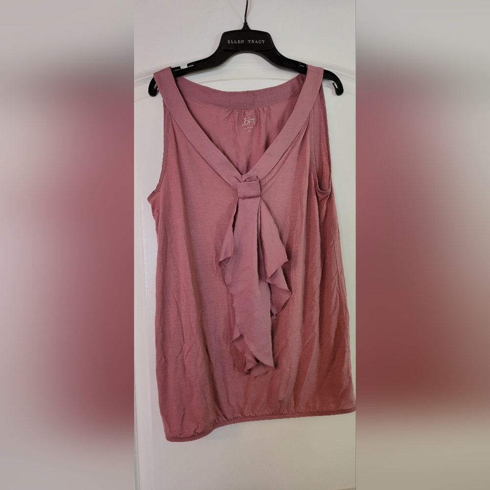 Loft Sleeveless tank/shell
